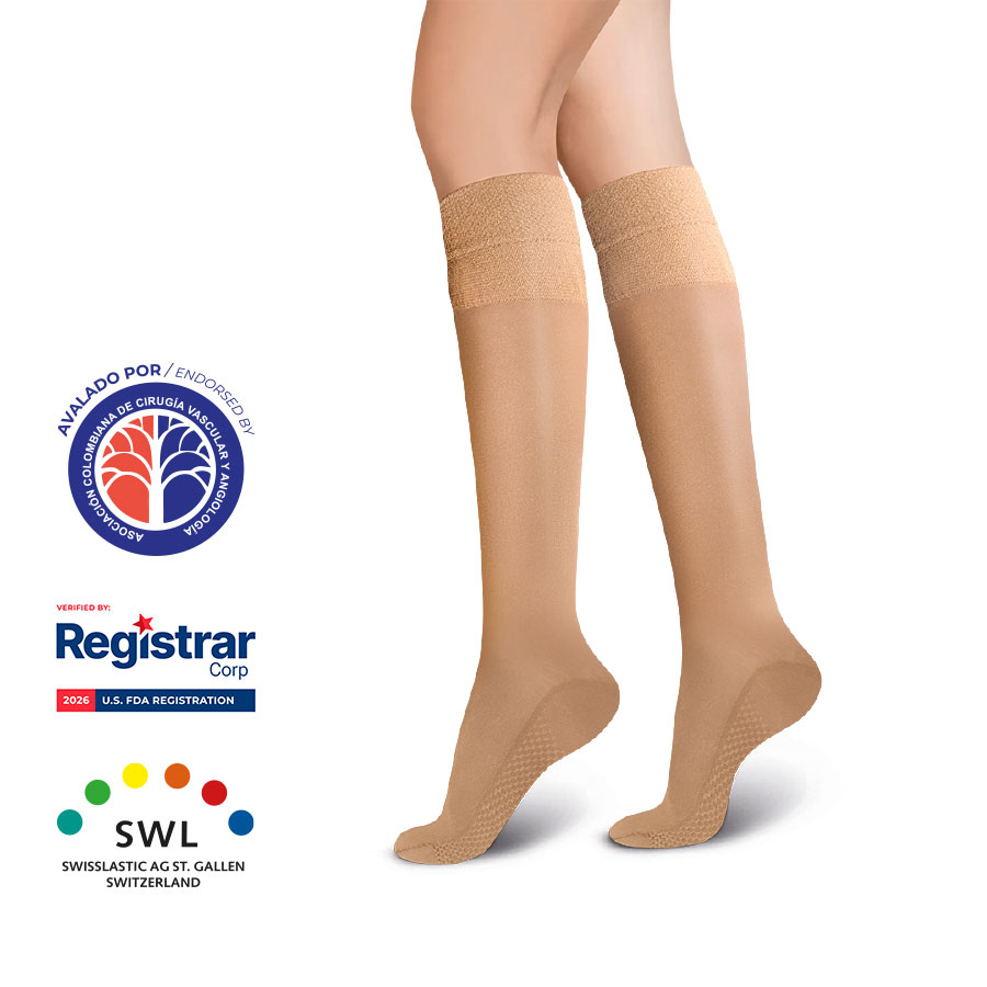 Media hasta la Rodilla Punta Cerrada Transparente 8-15 mmHg