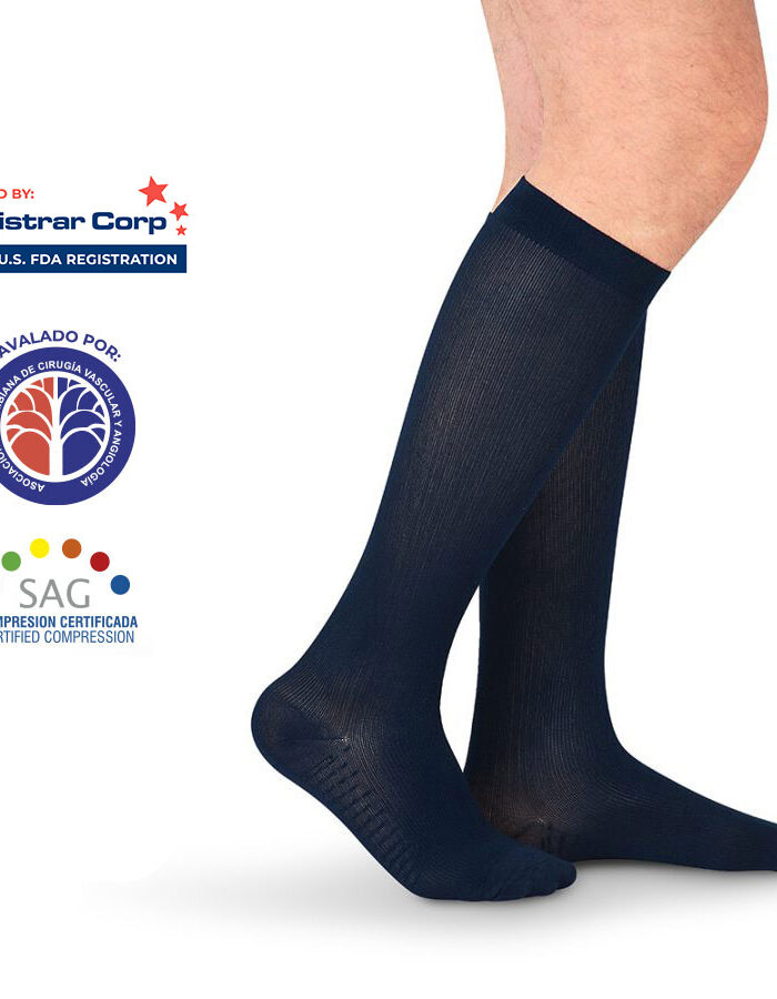 Calcetín para hombre - Compresión Mediana 15-20mmHg vistos desde un lado